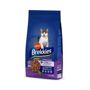 Brekkies Cat Sterilized для дорослих стерилізованих котів з куркою 1,5 кг